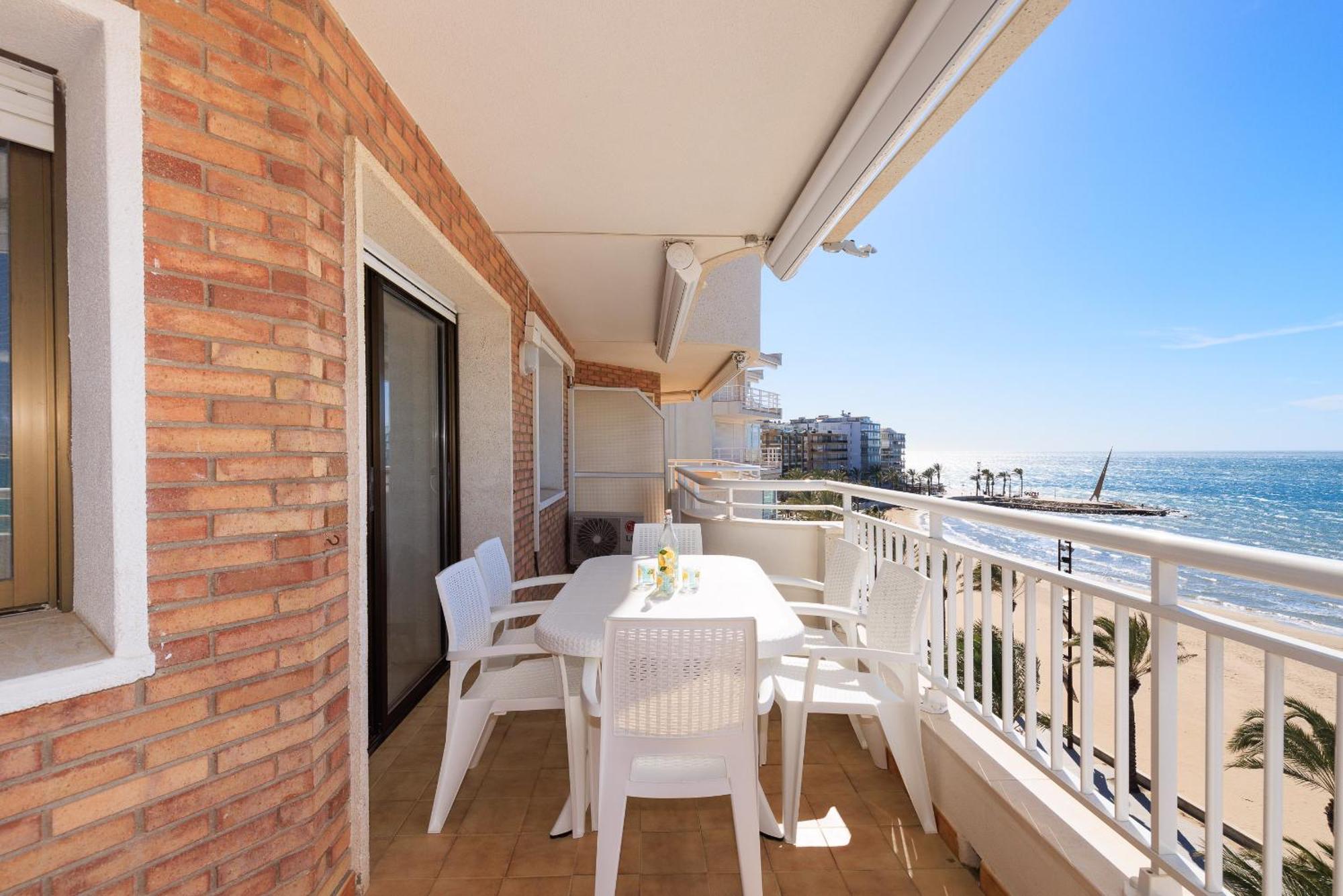 Uhc Santillana Family Complex Salou Eksteriør bilde